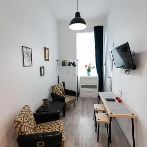  Apartment King Seventeen Homes