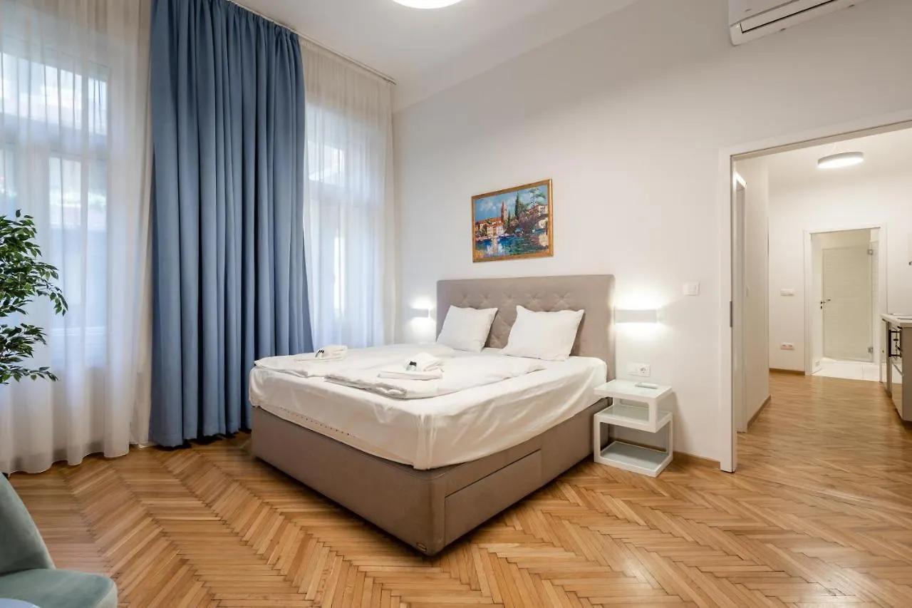 Tcb Regi Apartment Budapest